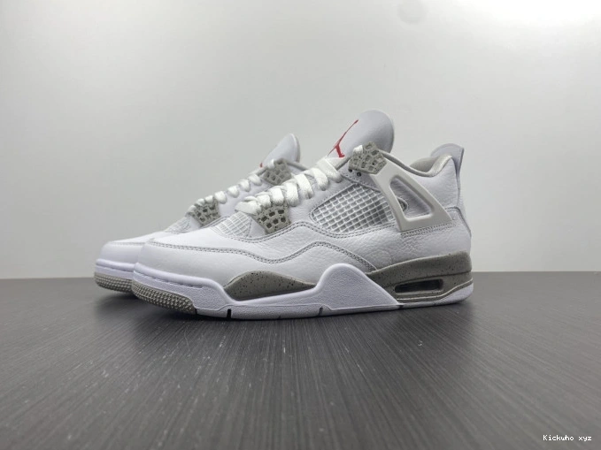 CT8527-100 Retro (2021) Oreo White Jordan 4 0810